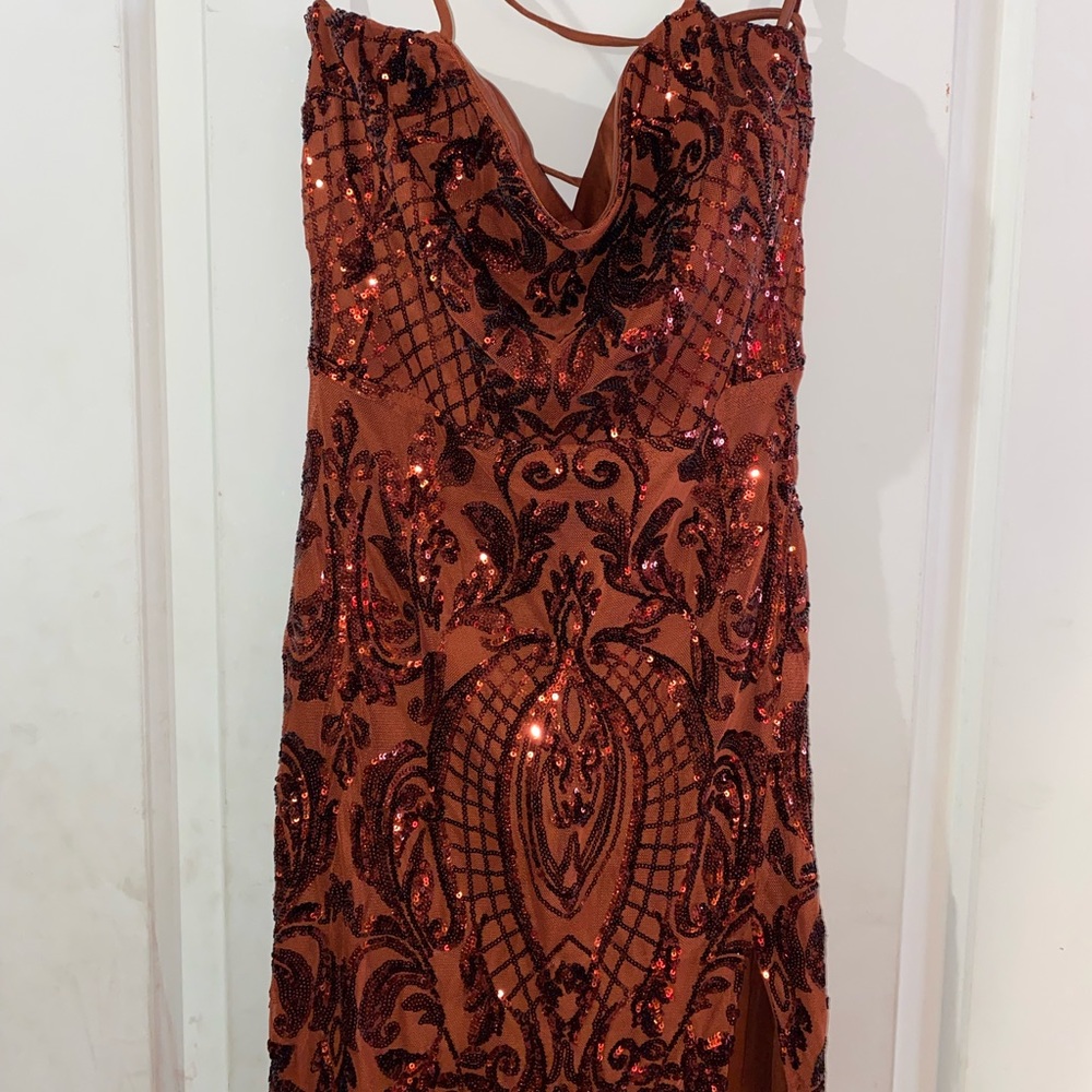 FORMAL DRESS - Picture 3 of 3
